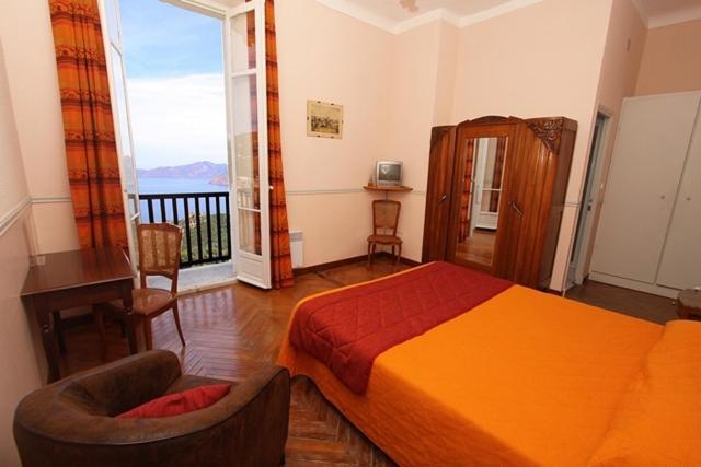 Hotel Les Roches Rouges Piana  Quarto foto